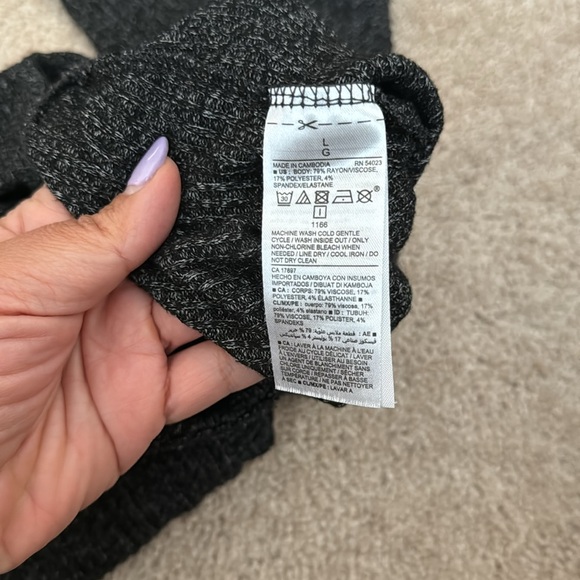 Old navy stretchy joggers size Large - Picture 6 of 7